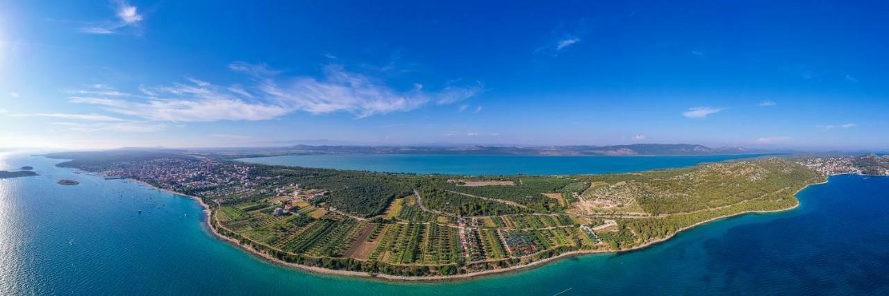 Отель Camp Bepo Пакоштане Экстерьер фото